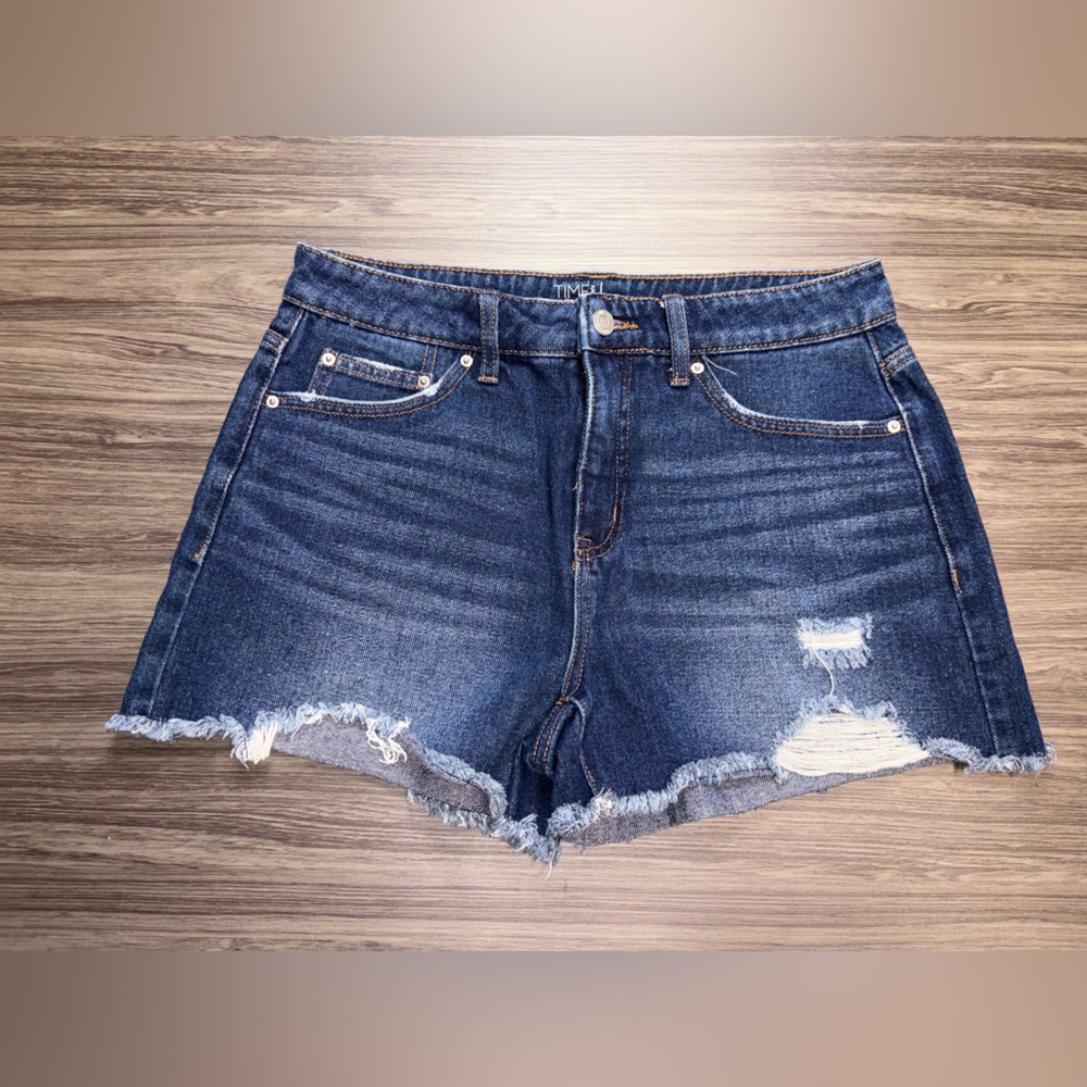 Time and Tru High Rise Raw Hemmed Denim Shorts Size 8